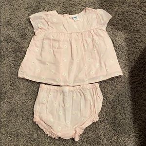 Old Navy baby set